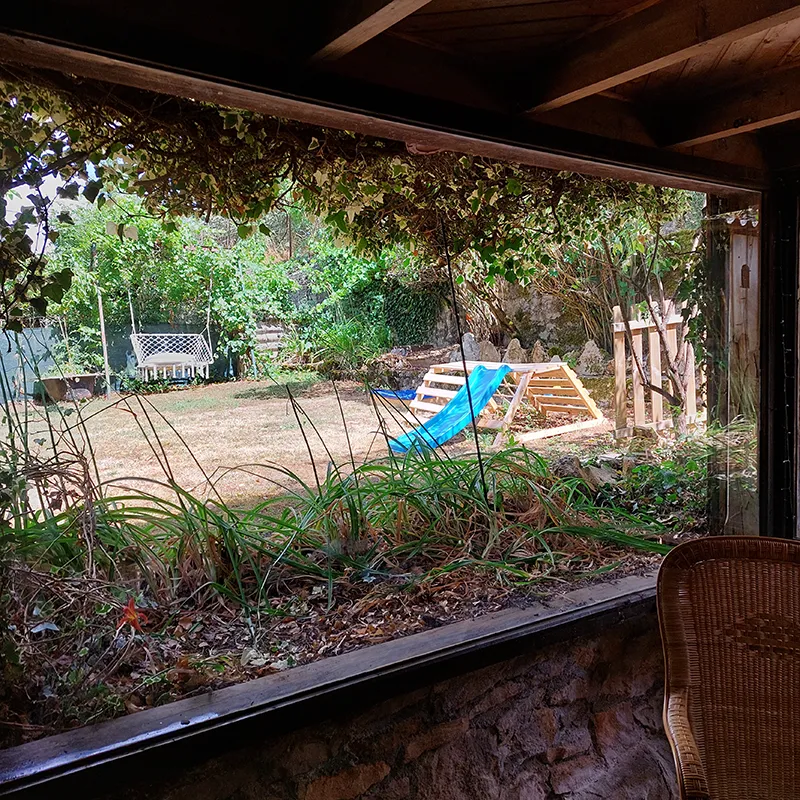 Vitres brillantes après un lavage professionnel à Rodez